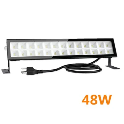 Lampes de travail à LED avec prise